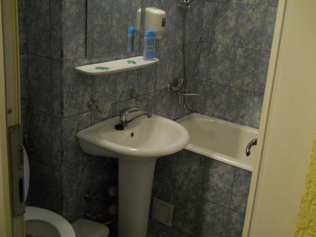 Pensiunea Cora Pitesti Room photo